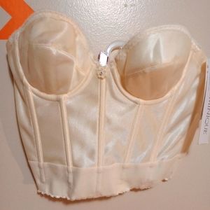 Dominique Corset 32 A with tags/ Ivory
